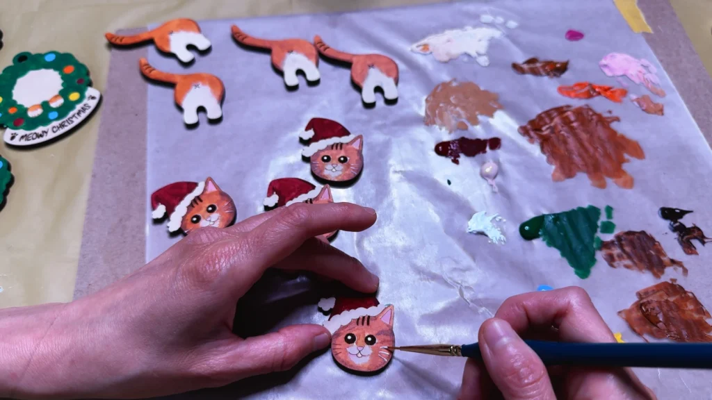 hand painting ornament pieces